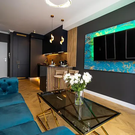 Ingalaxy Black Apartment