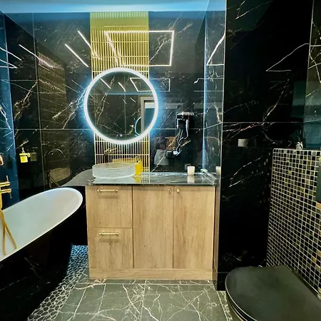 Ingalaxy Black Apartment *